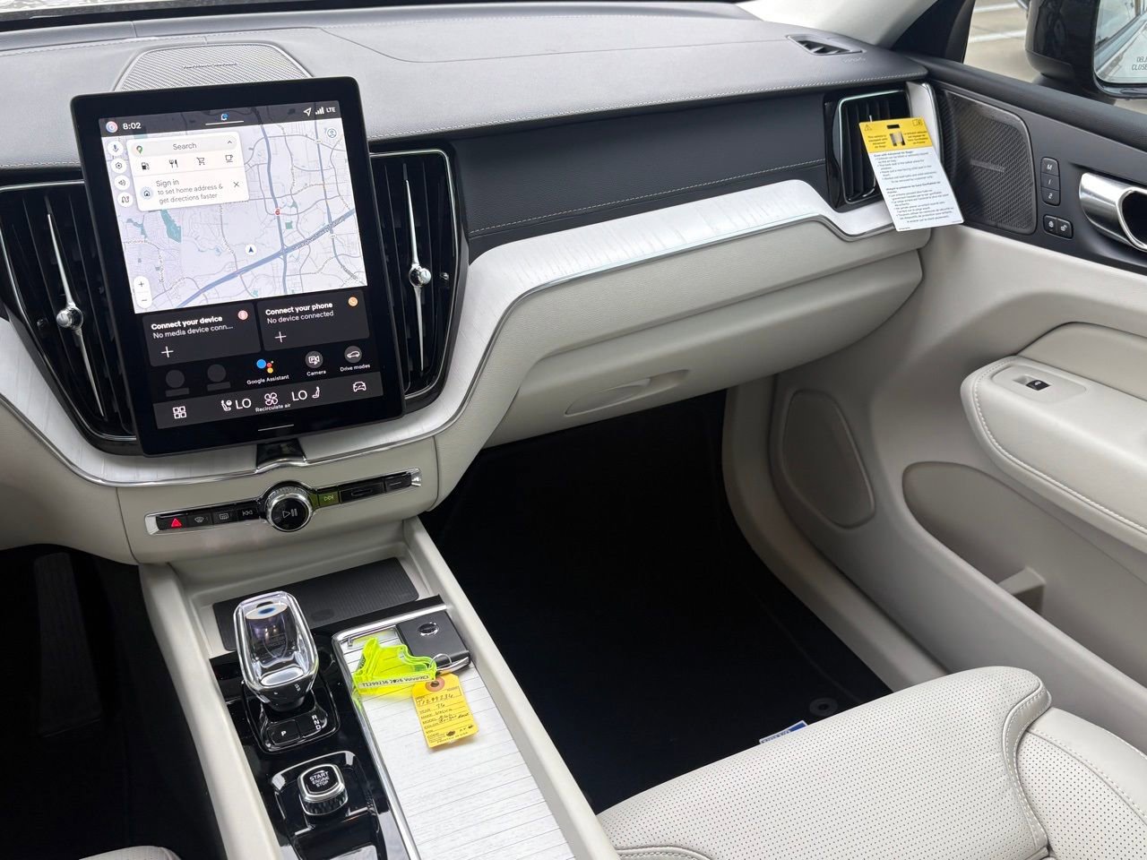 New 2026 Volvo XC60 B5 Ultra w/ Protection Package Premier image 11