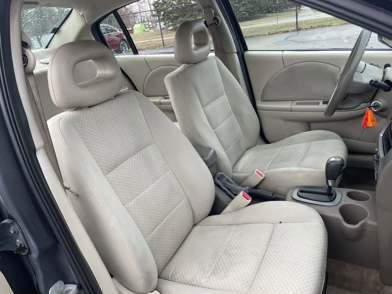 Used 2005 Saturn ION Level 2 w/ Power Pkg FWD image 14