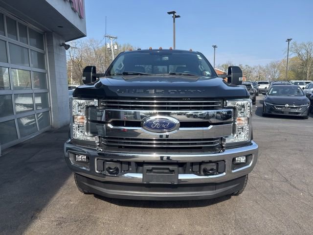 Used 2017 Ford F250 Lariat w/ Lariat Value Package AWD/4WD image 7