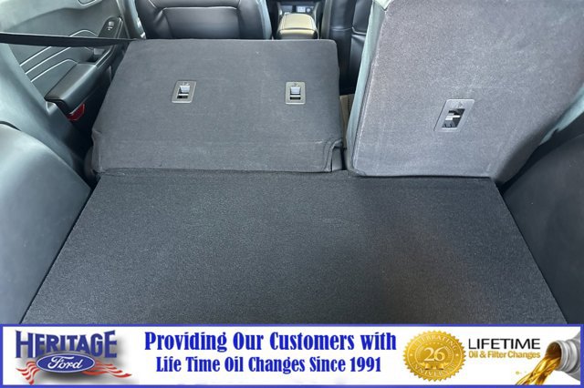 New 2025 Ford Escape SE image 12