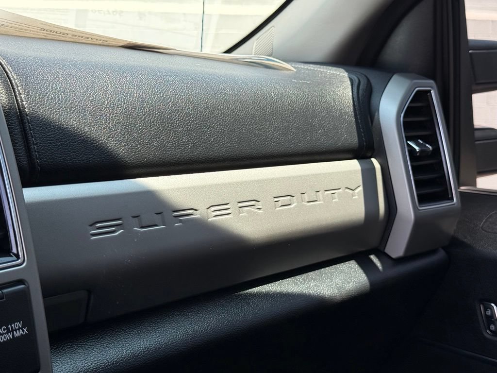 Used 2021 Ford F250 Lariat w/ Lariat Value Package AWD/4WD image 9