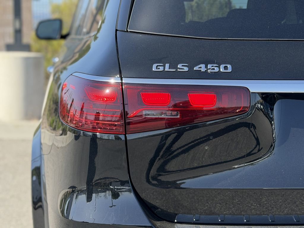 New 2026 Mercedes-Benz GLS 450 4MATIC image 11