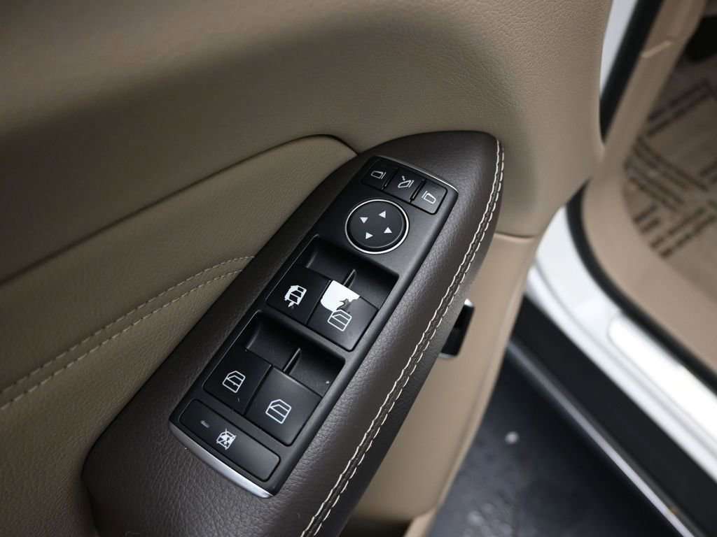 Used 2015 Mercedes-Benz ML 350 4MATIC image 21