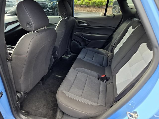 Certified 2024 Chevrolet Trax RS w/ Sunroof Package FWD image 10