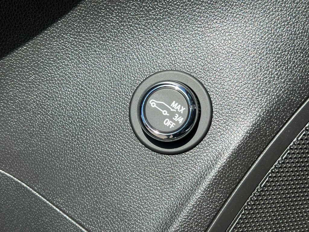 New 2026 Buick Envision Sport Touring AWD/4WD image 17