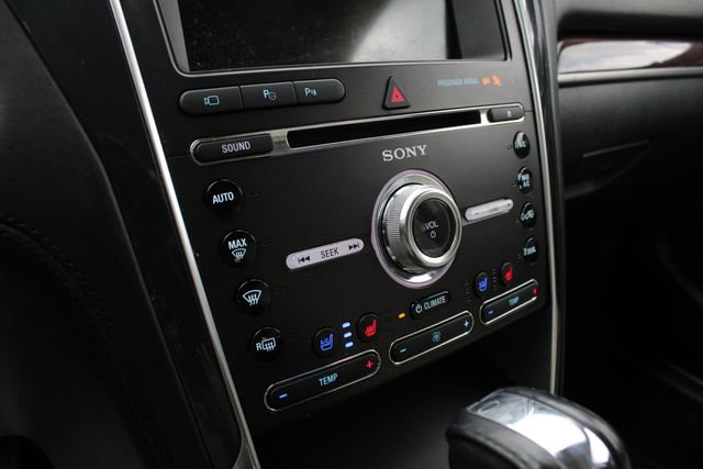 Used 2018 Ford Explorer Platinum AWD/4WD image 17