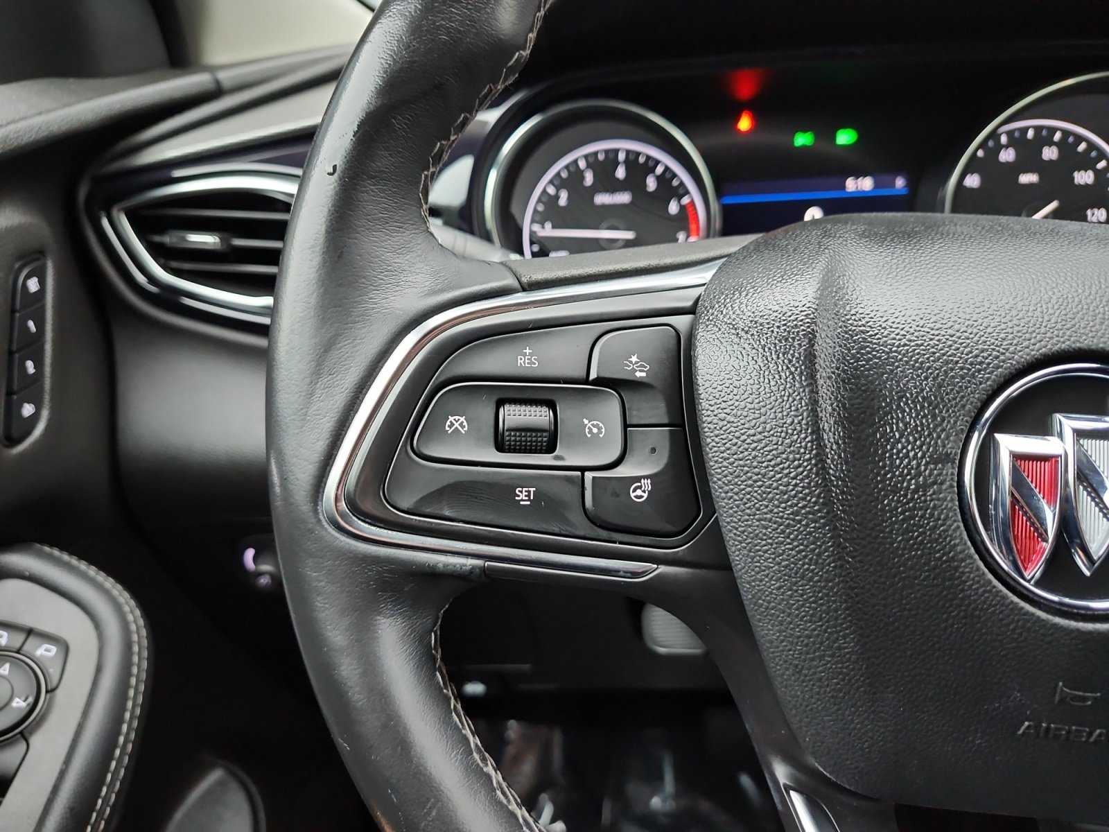 Used 2021 Buick Encore GX Essence w/ Experience Buick Package FWD image 24