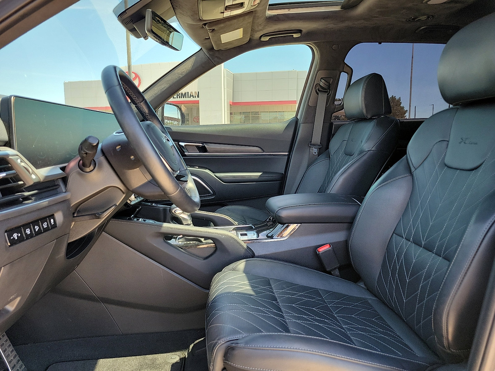 Used 2024 Kia Telluride SX Prestige X-Line image 12