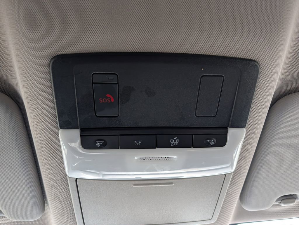 Used 2025 Nissan Rogue SV image 51