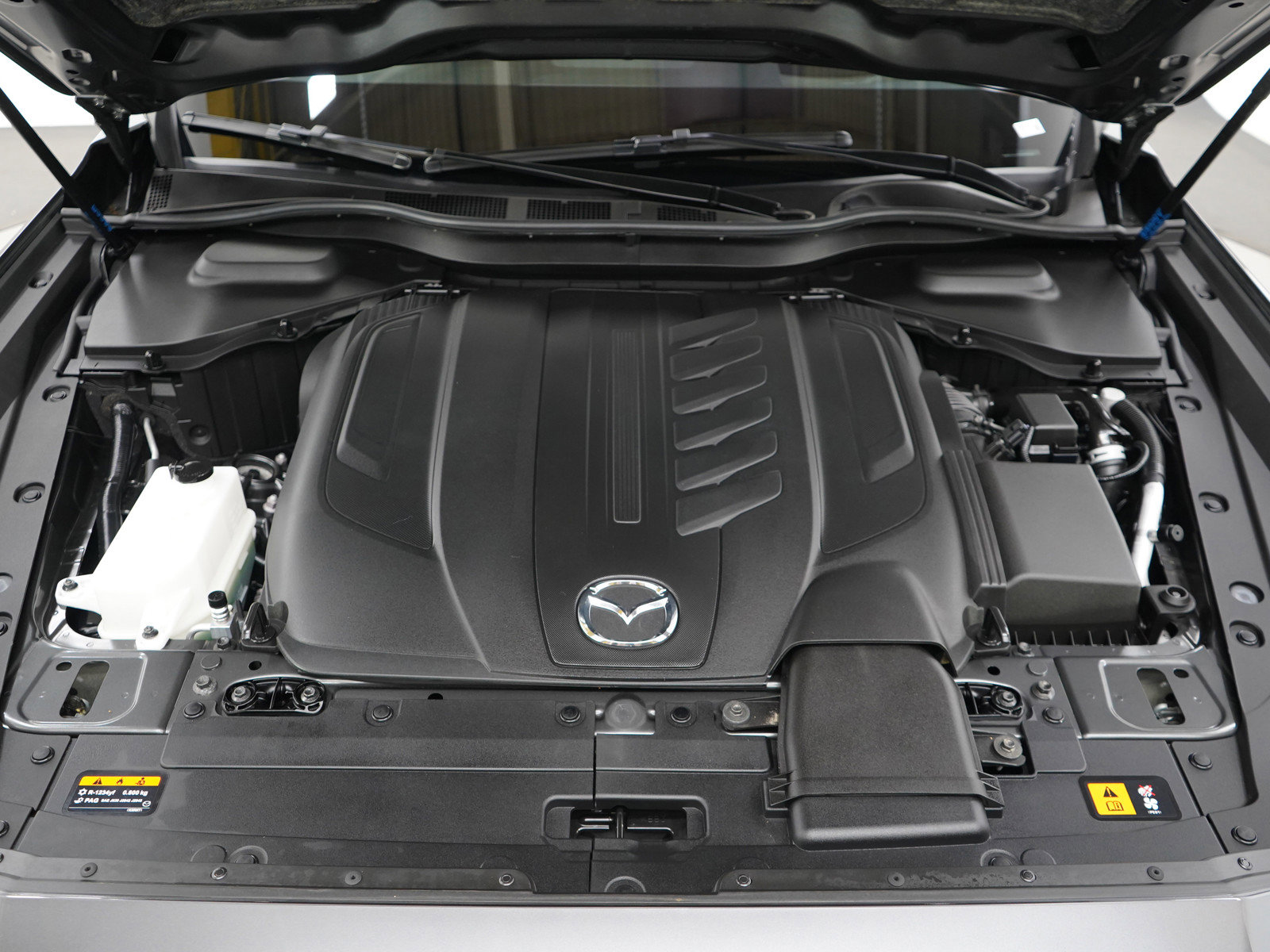 Certified 2025 MAZDA CX-90 3.3 Turbo S w/ Premium Package image 33