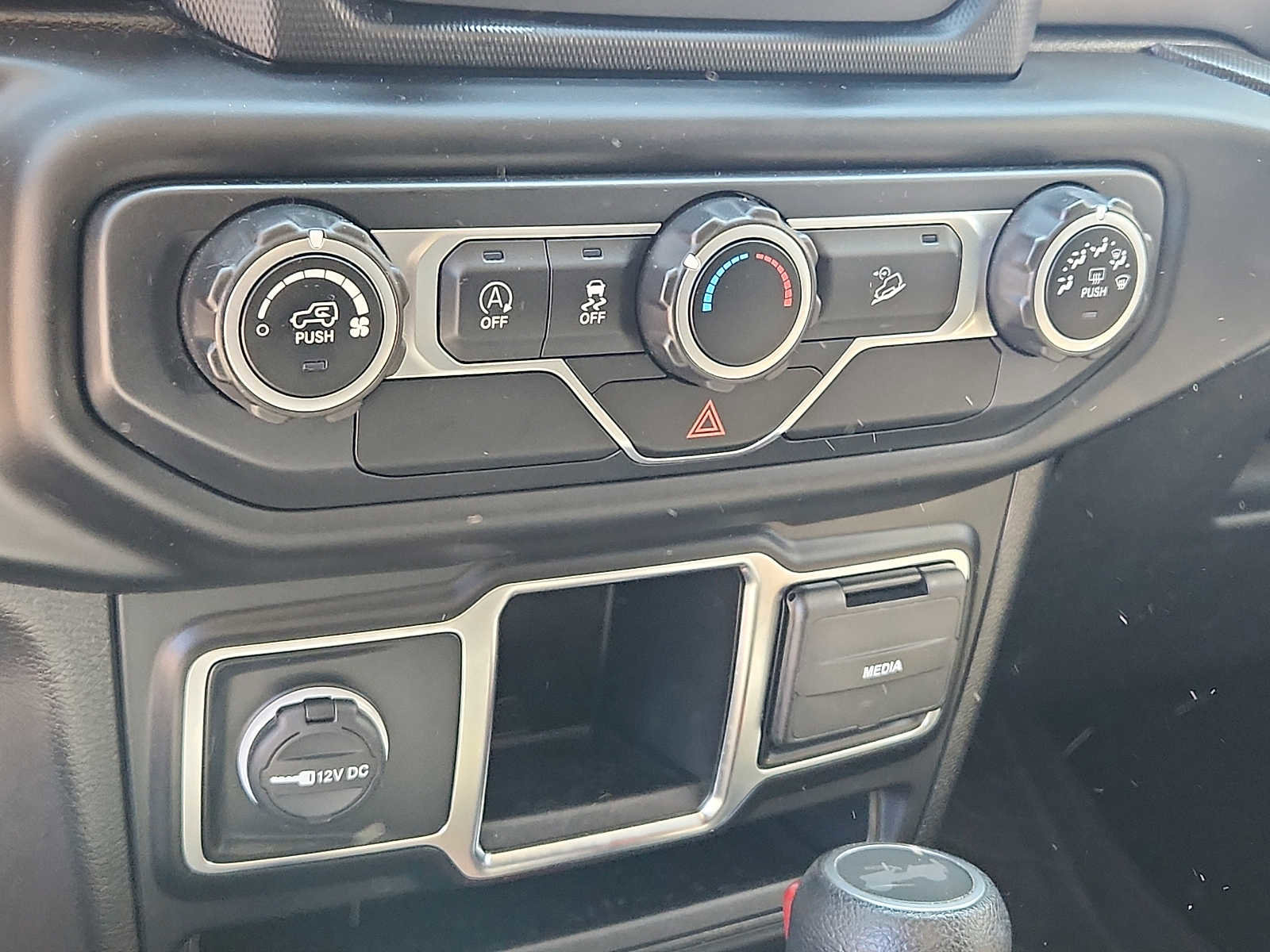 Certified 2020 Jeep Wrangler Sport image 15