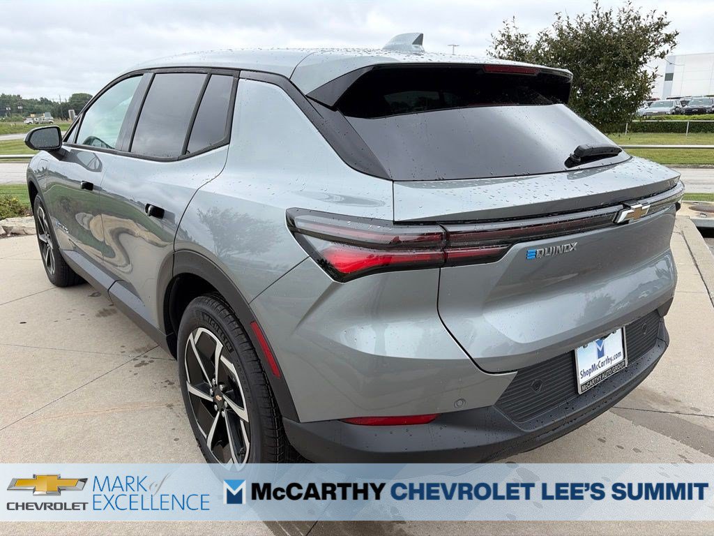 New 2026 Chevrolet Equinox EV LT w/ Comfort Package FWD image 19