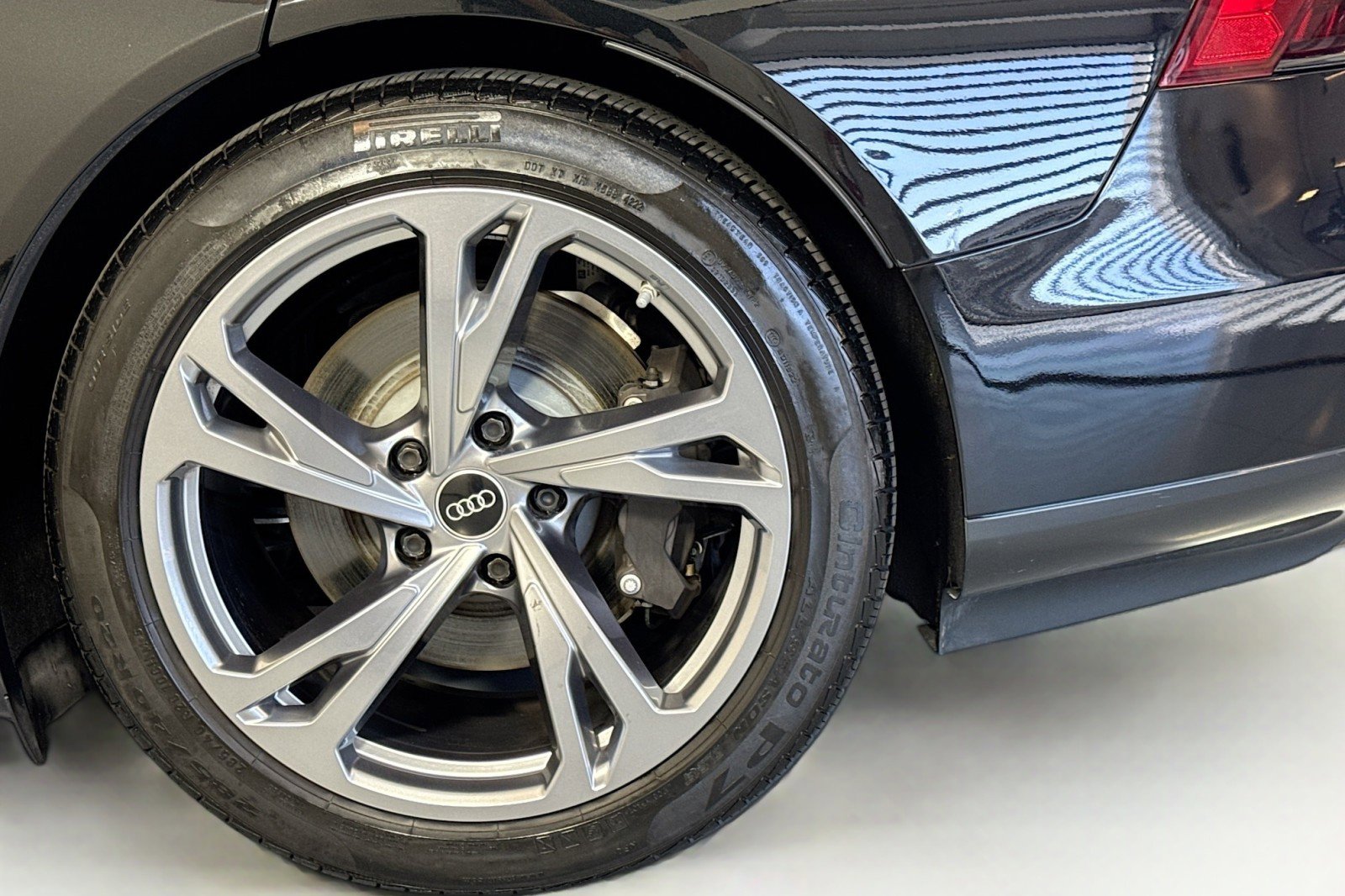 Used 2023 Audi e-tron GT Premium Plus AWD/4WD image 29