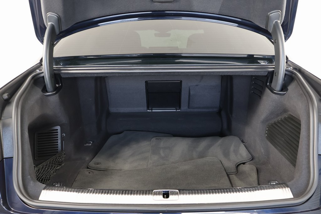 Used 2023 Audi A8 L 3.0T w/ Luxury Package AWD/4WD image 14
