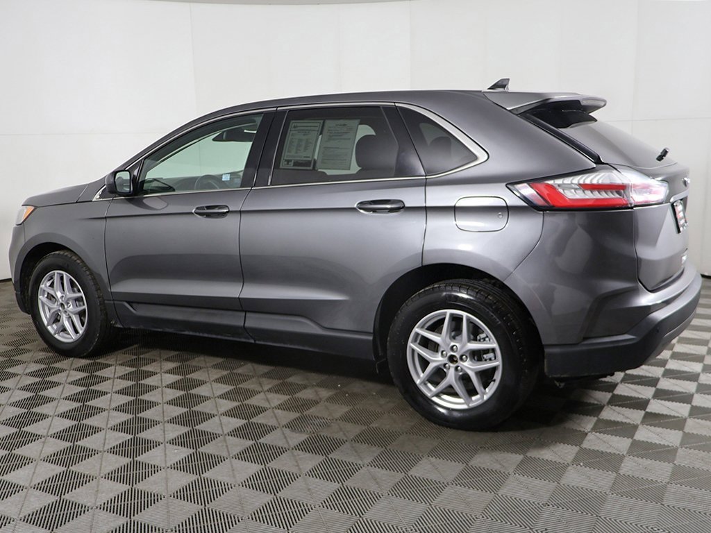 Used 2024 Ford Edge SEL image 14