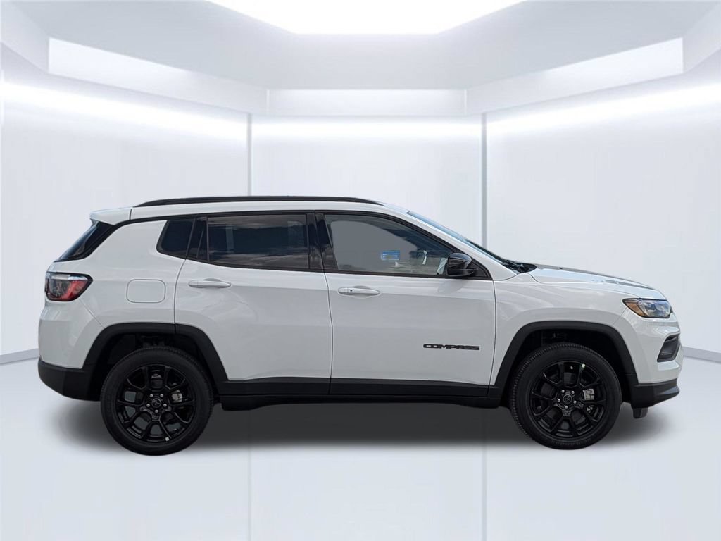 New 2026 Jeep Compass Latitude AWD/4WD image 7
