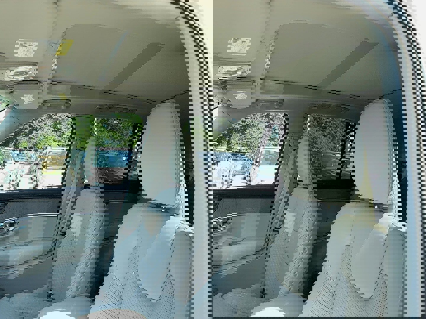 Used 2026 Volvo XC90 B6 Ultra image 14