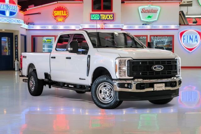 Used 2023 Ford F350 XL w/ FX4 Off-Road Package image 1