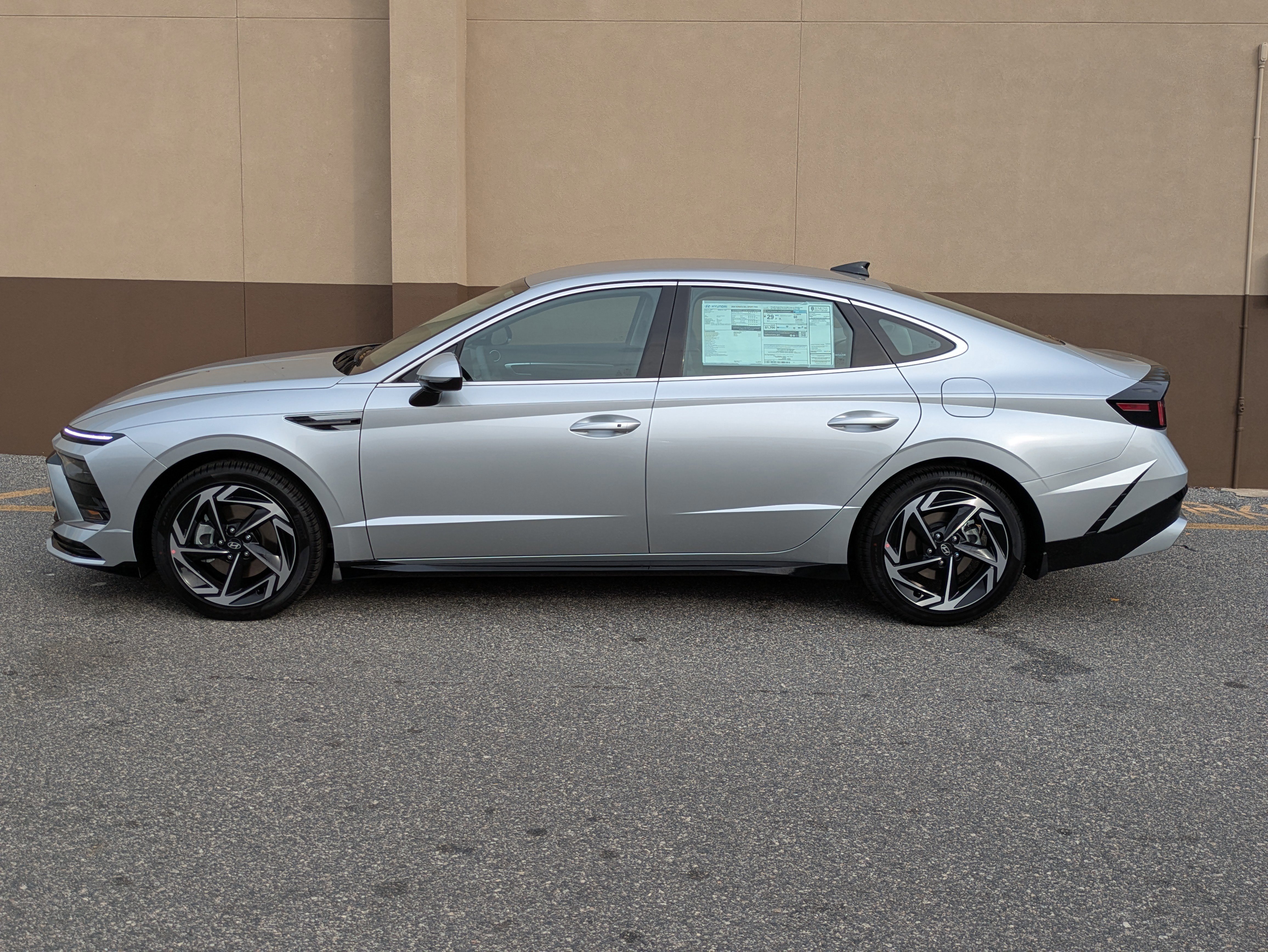 New 2026 Hyundai Sonata SEL image 9