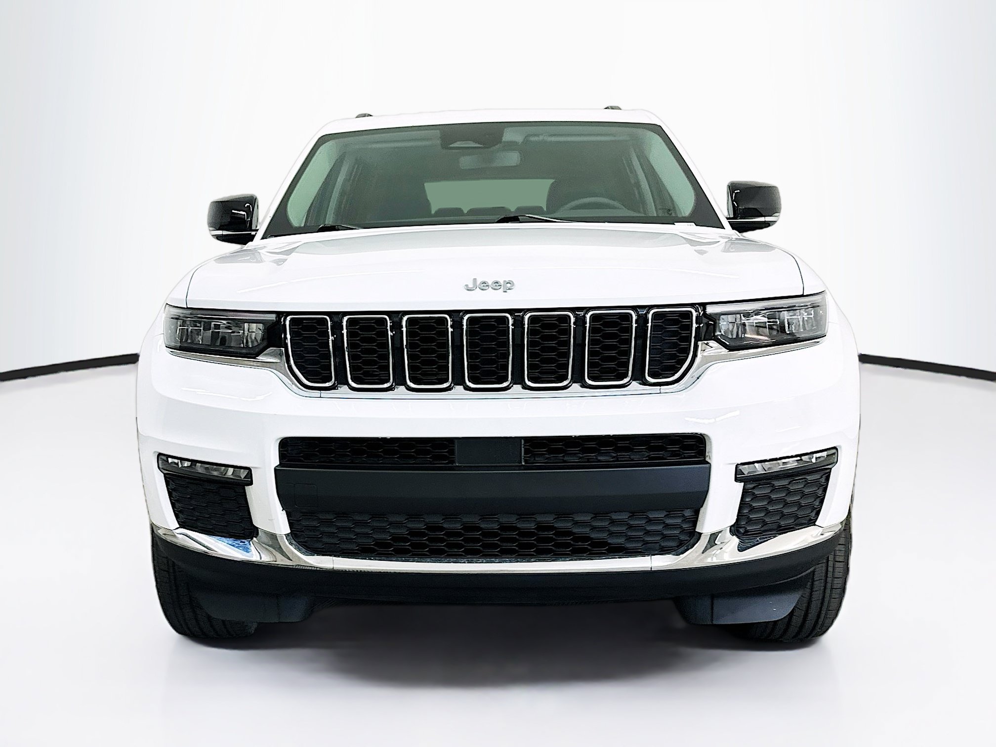 Used 2023 Jeep Grand Cherokee L Limited w/ Trailer Tow Group (B) AWD/4WD image 2