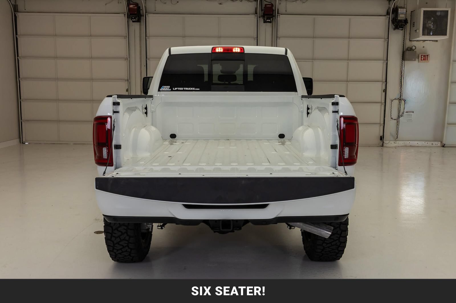 Used 2026 RAM 2500 Laramie AWD/4WD image 9