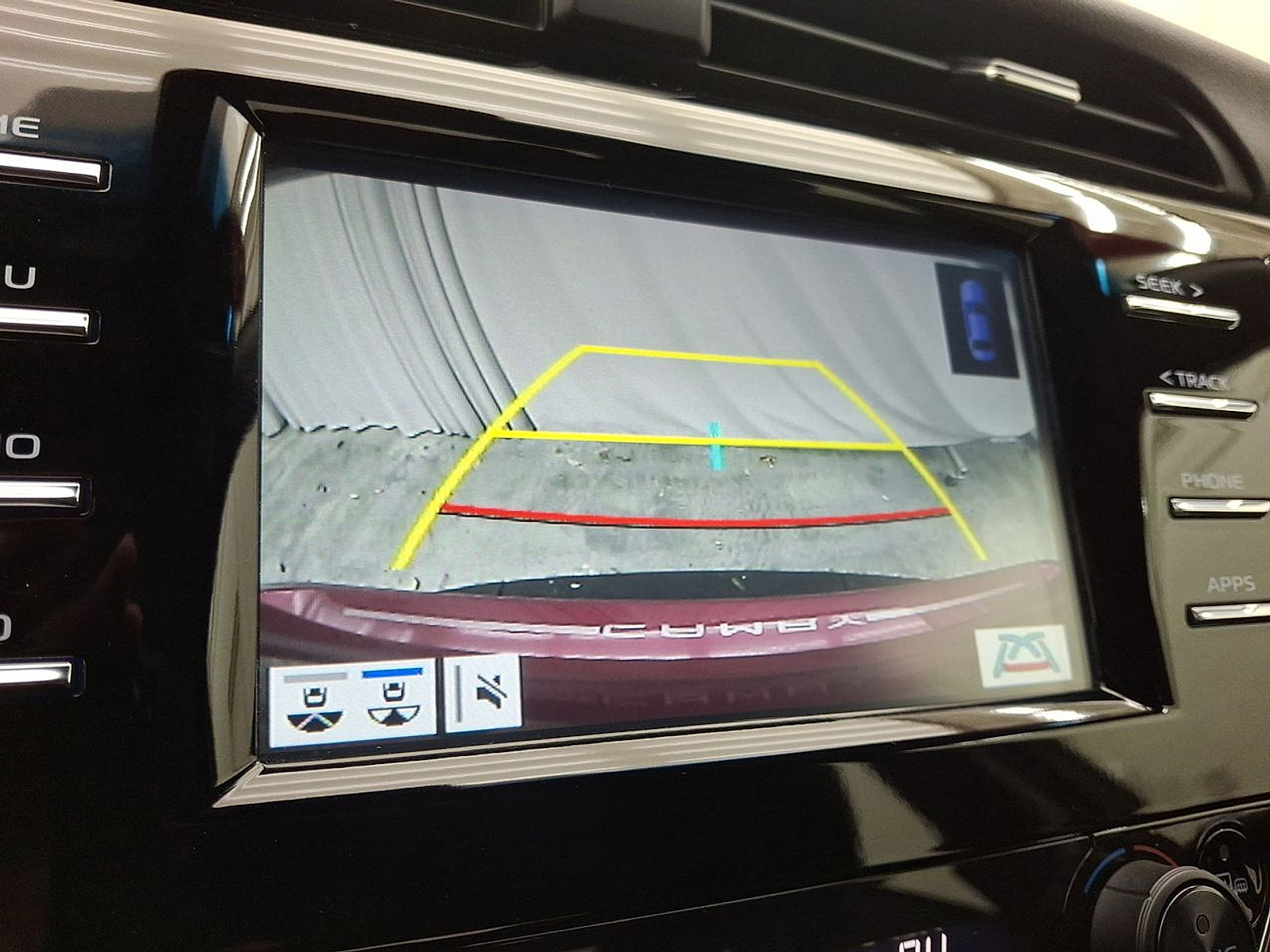 Certified 2018 Toyota Camry XLE image 15