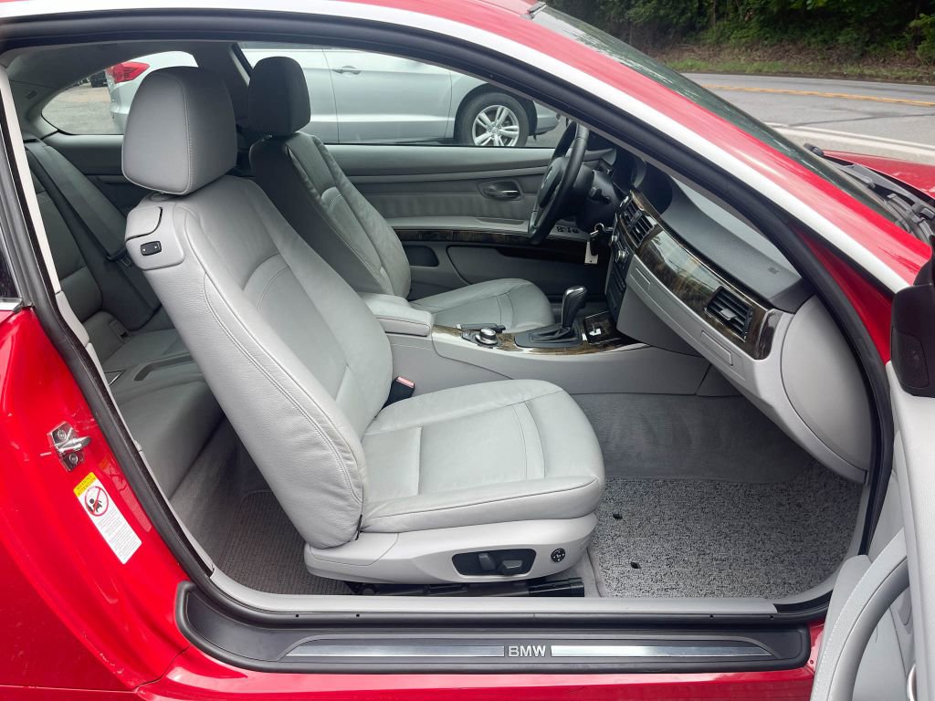 Used 2008 BMW 335xi Coupe image 36