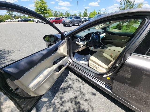 Certified 2018 Toyota Camry XLE w/ Driver Assist Package FWD image 25
