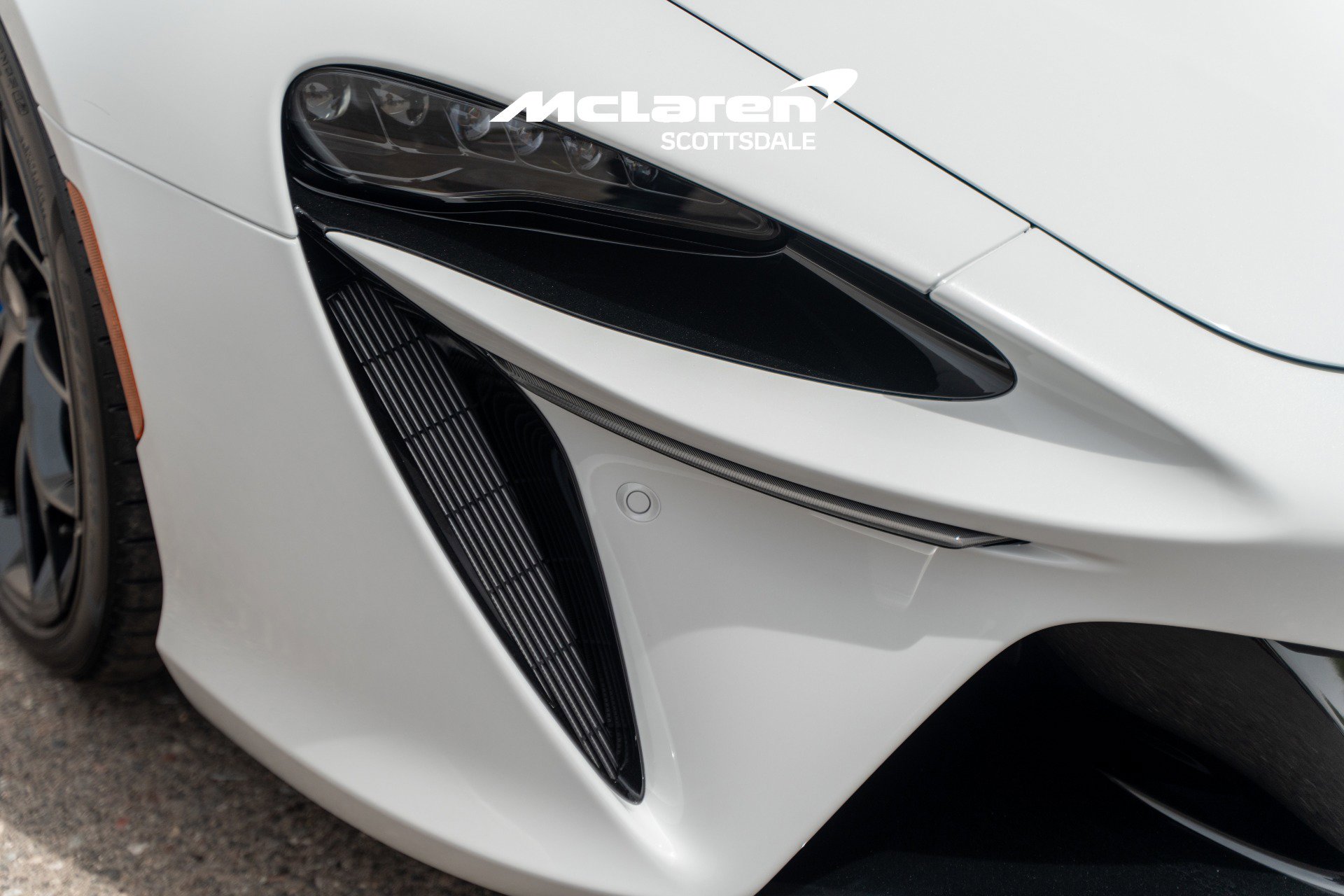 New 2026 McLaren Artura RWD image 18