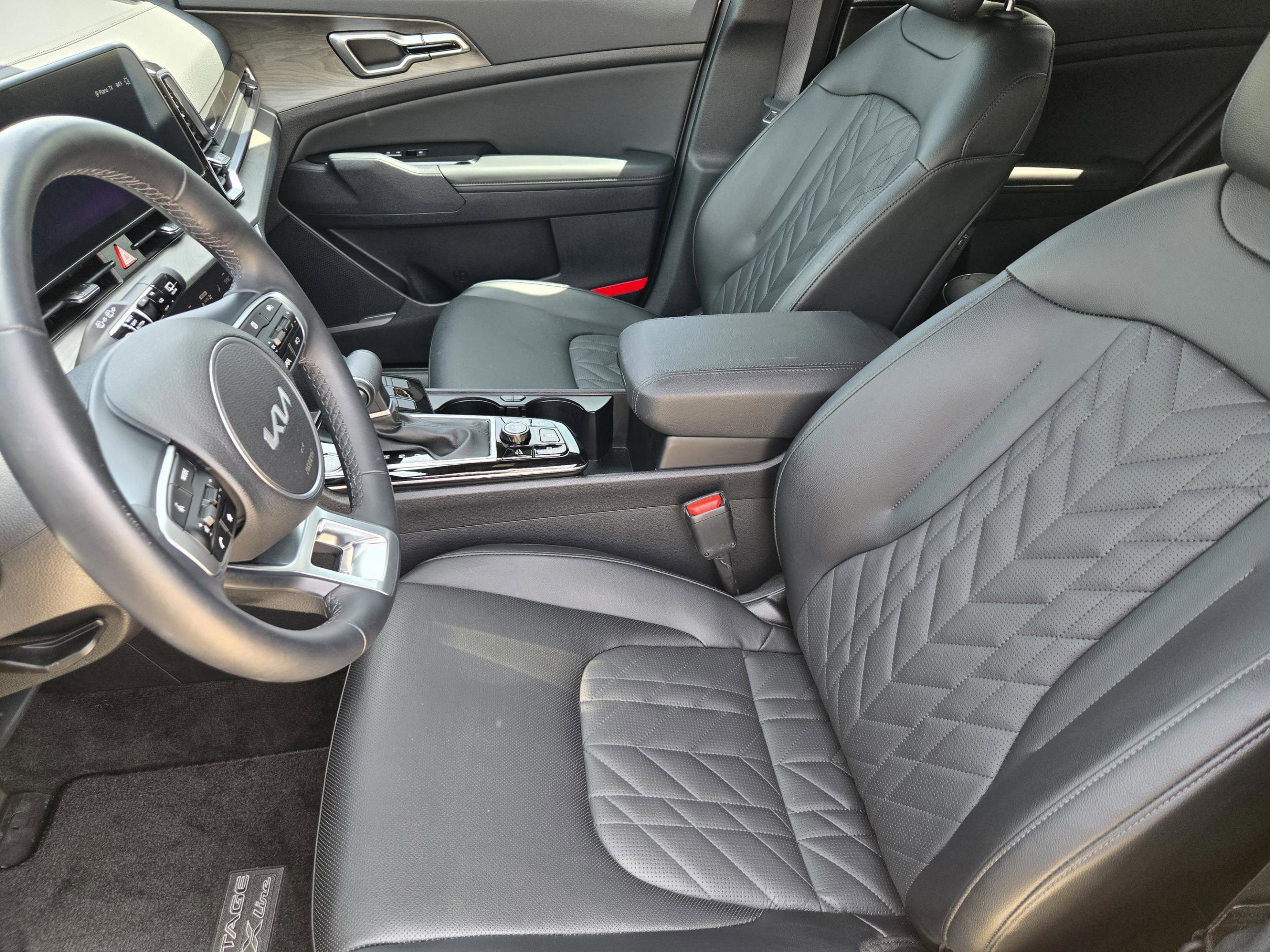 Used 2024 Kia Sportage X-Line w/ X-Line Premium Package AWD/4WD image 9