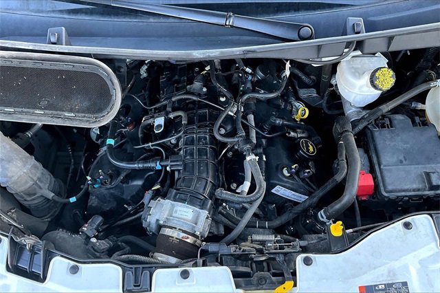 Used 2023 Ford Transit 350 XLT image 30