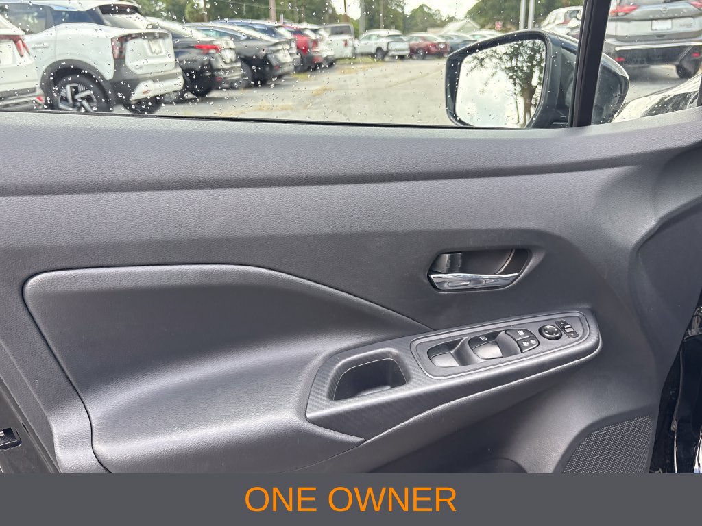 Used 2025 Nissan Versa SV w/ Trunk Package FWD image 3