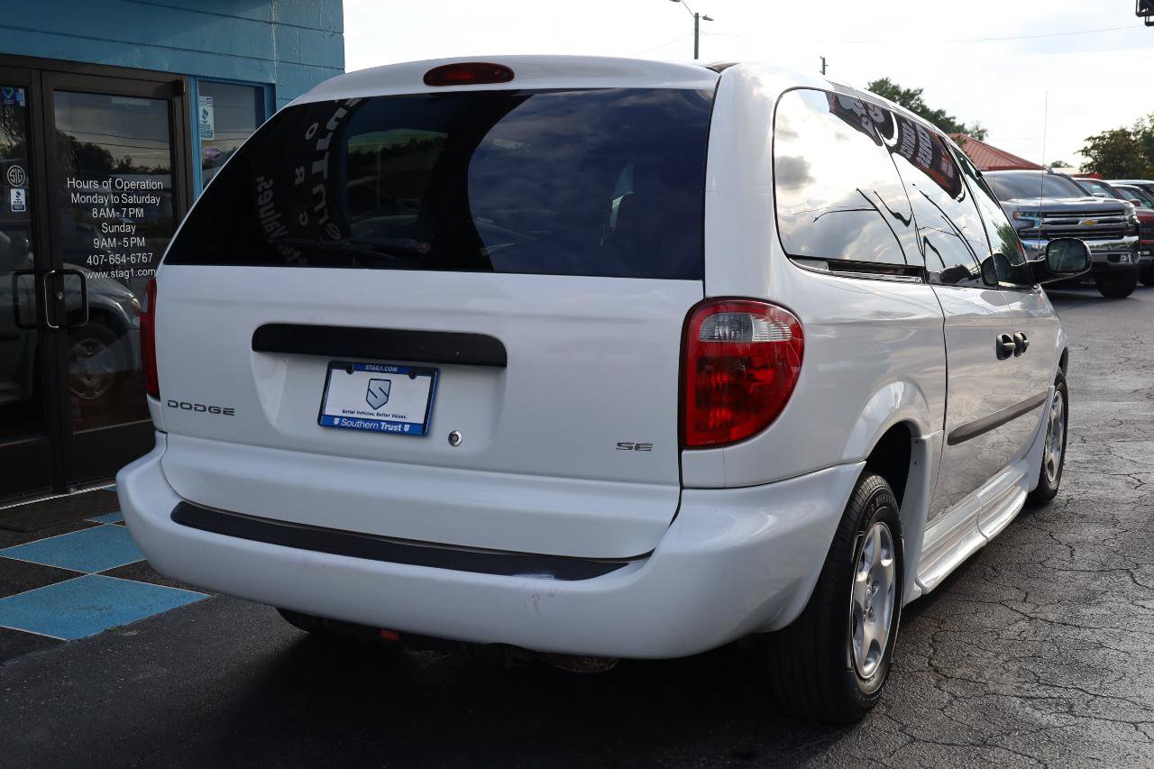 Used 2003 Dodge Grand Caravan SE FWD image 4