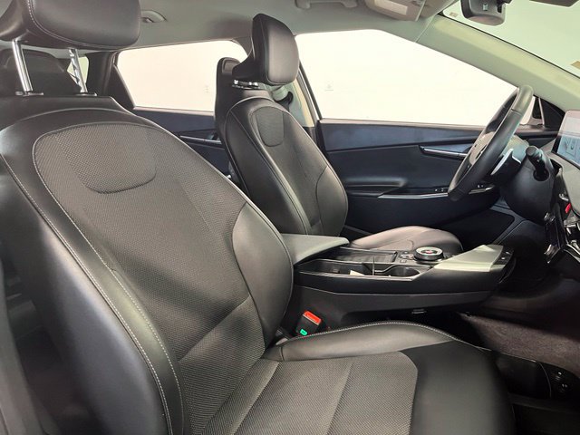 Used 2024 Kia EV6 Light RWD image 10