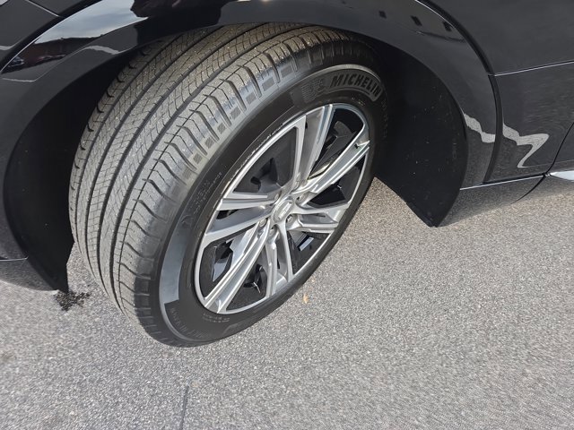 Certified 2024 Cadillac Lyriq Luxury image 29