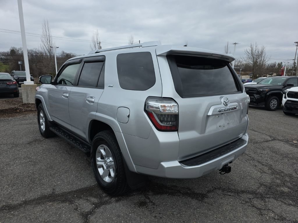 Used 2015 Toyota 4Runner SR5 Premium image 4