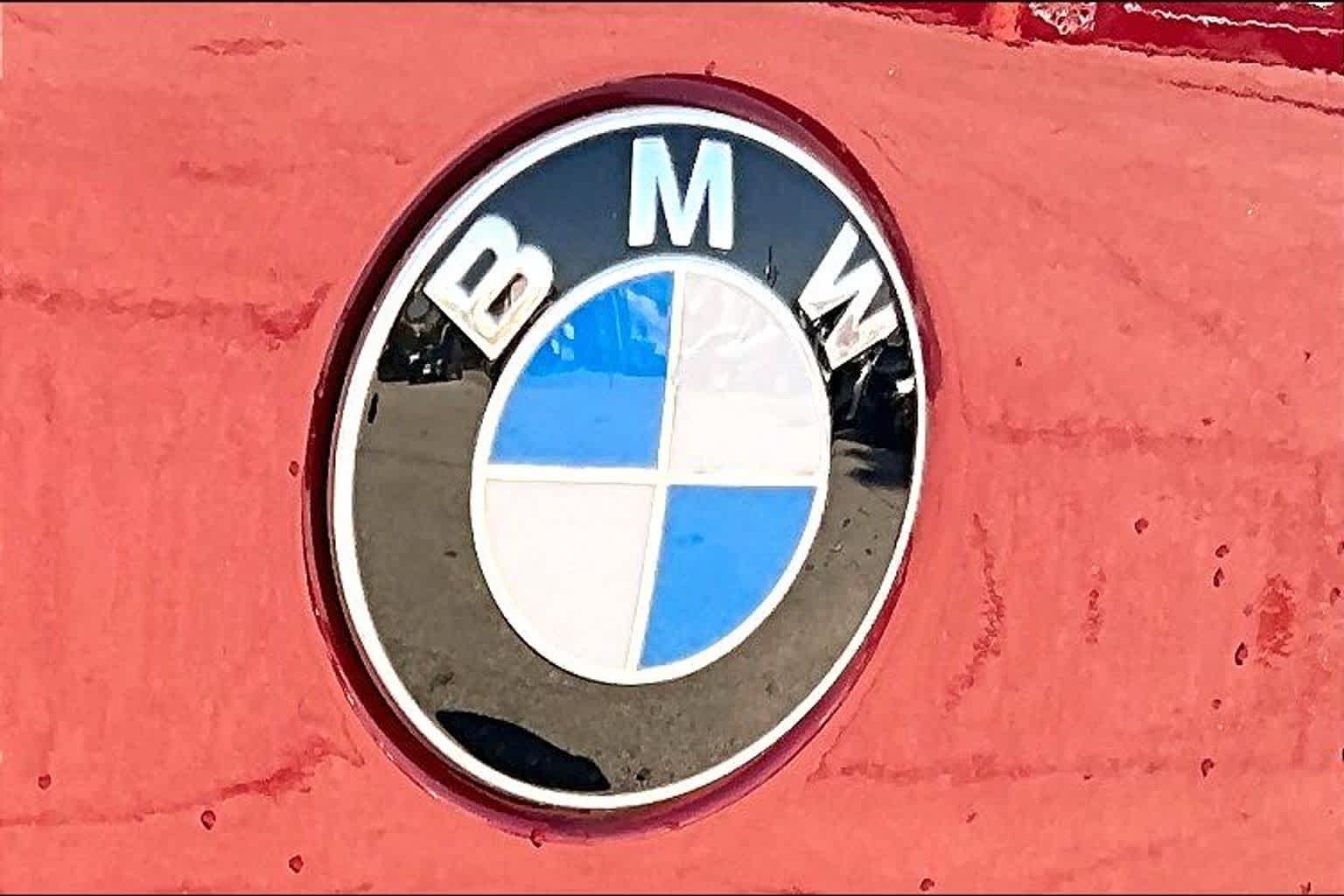 Used 2025 BMW M235i xDrive w/ Premium Package AWD/4WD image 9