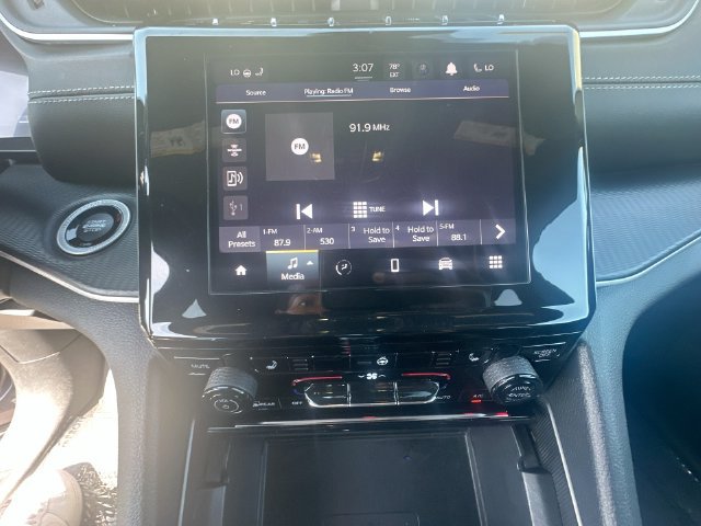 Certified 2023 Jeep Grand Cherokee L Laredo AWD/4WD image 19