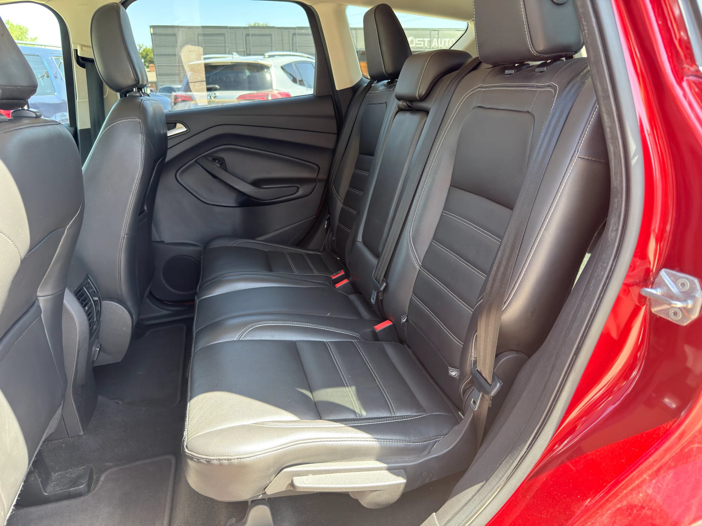 Used 2018 Ford Escape SEL AWD/4WD image 22
