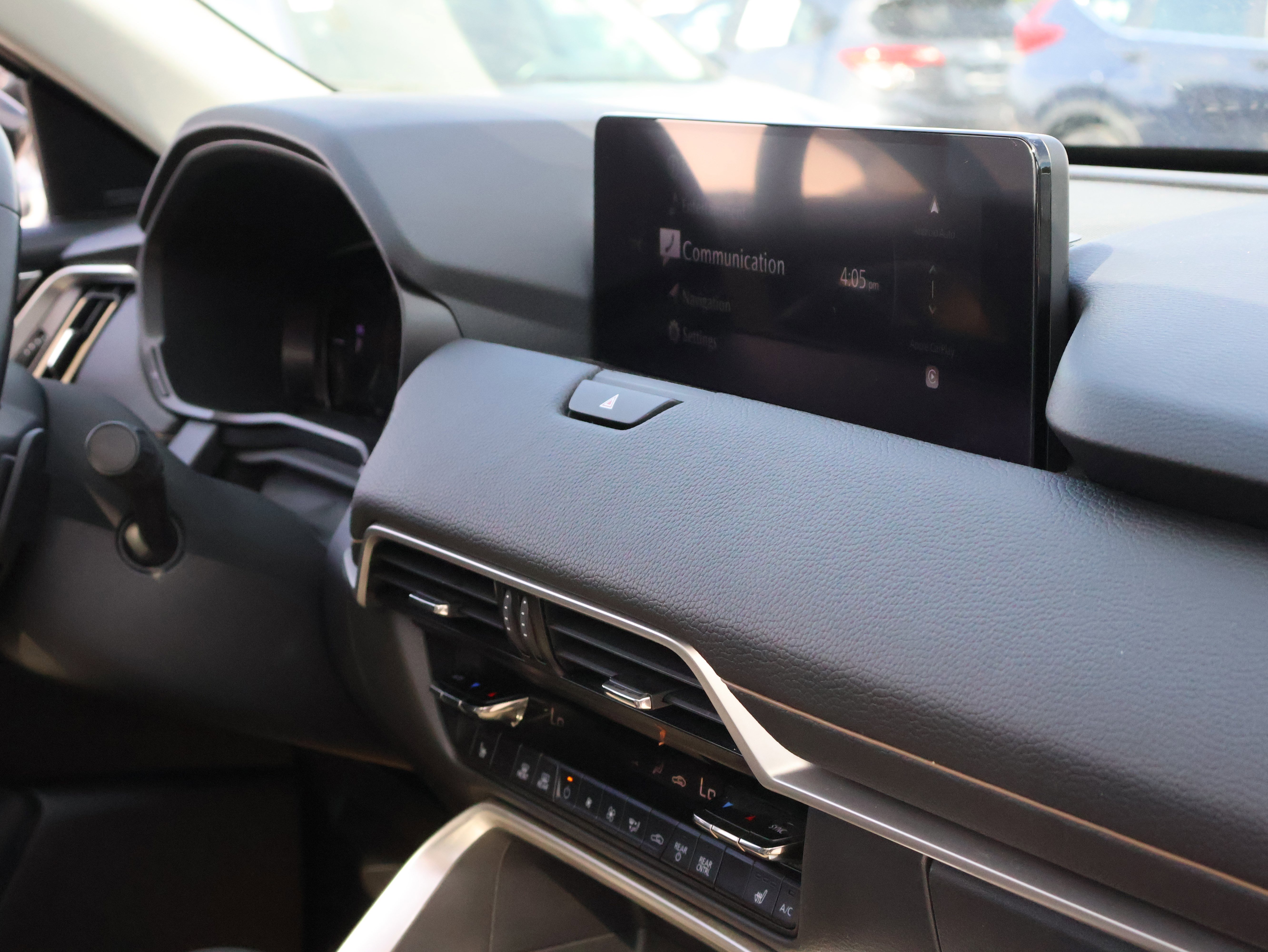 Used 2025 MAZDA CX-70 Plug-In Hybrid w/ Premium Pkg AWD/4WD image 9