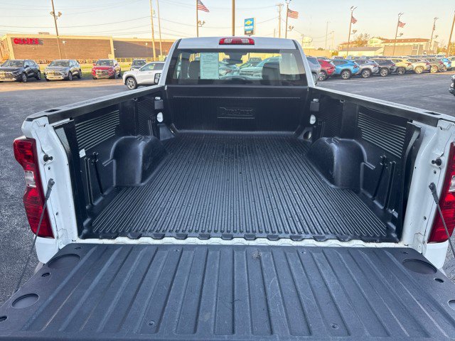 Used 2025 Chevrolet Silverado 1500 W/T RWD image 5