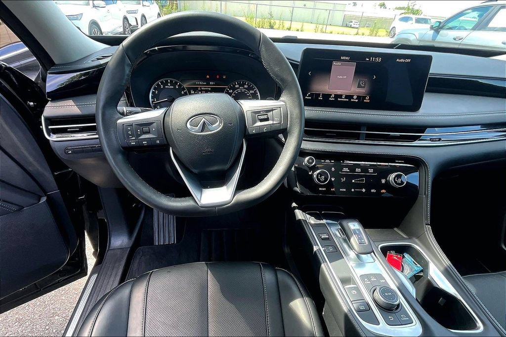 Used 2023 INFINITI QX60 Pure AWD/4WD image 7