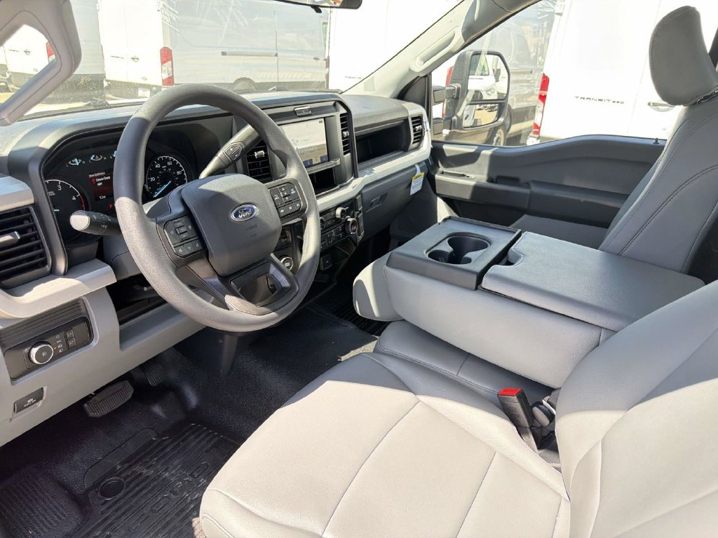 New 2026 Ford F450 XL w/ XL Chrome Package RWD image 13