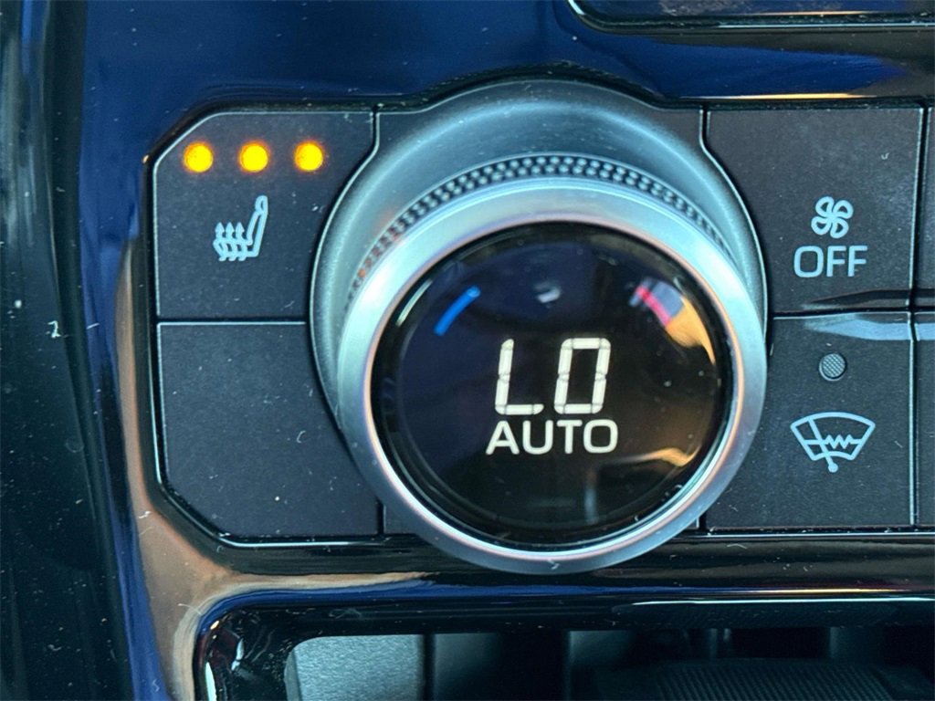 Used 2021 Toyota Highlander XSE image 23