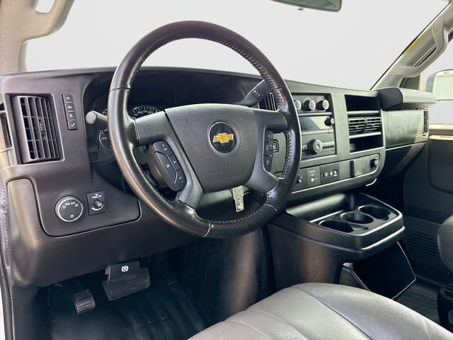 Used 2021 Chevrolet Express 2500 Extended w/ Driver Convenience Package RWD image 33