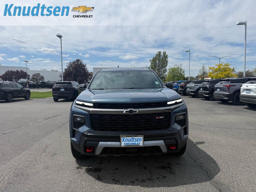 New 2026 Chevrolet Traverse Z71 w/ Enhanced Driving Package AWD/4WD image 2