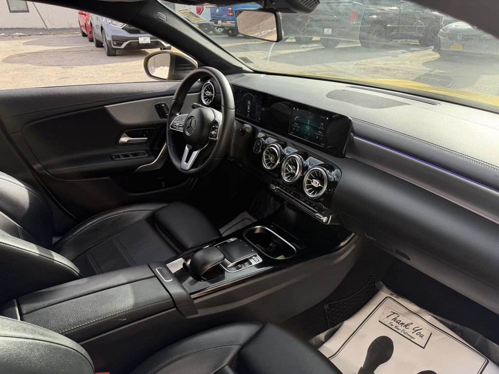 Used 2020 Mercedes-Benz CLA 250 image 14