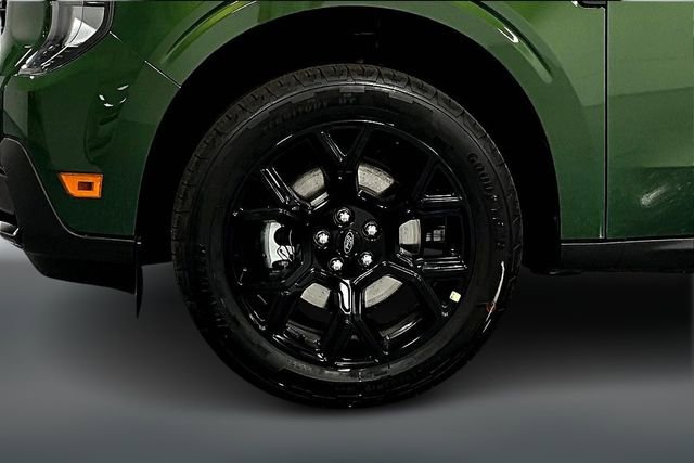 New 2025 Ford Maverick XLT w/ XLT Luxury Package image 13