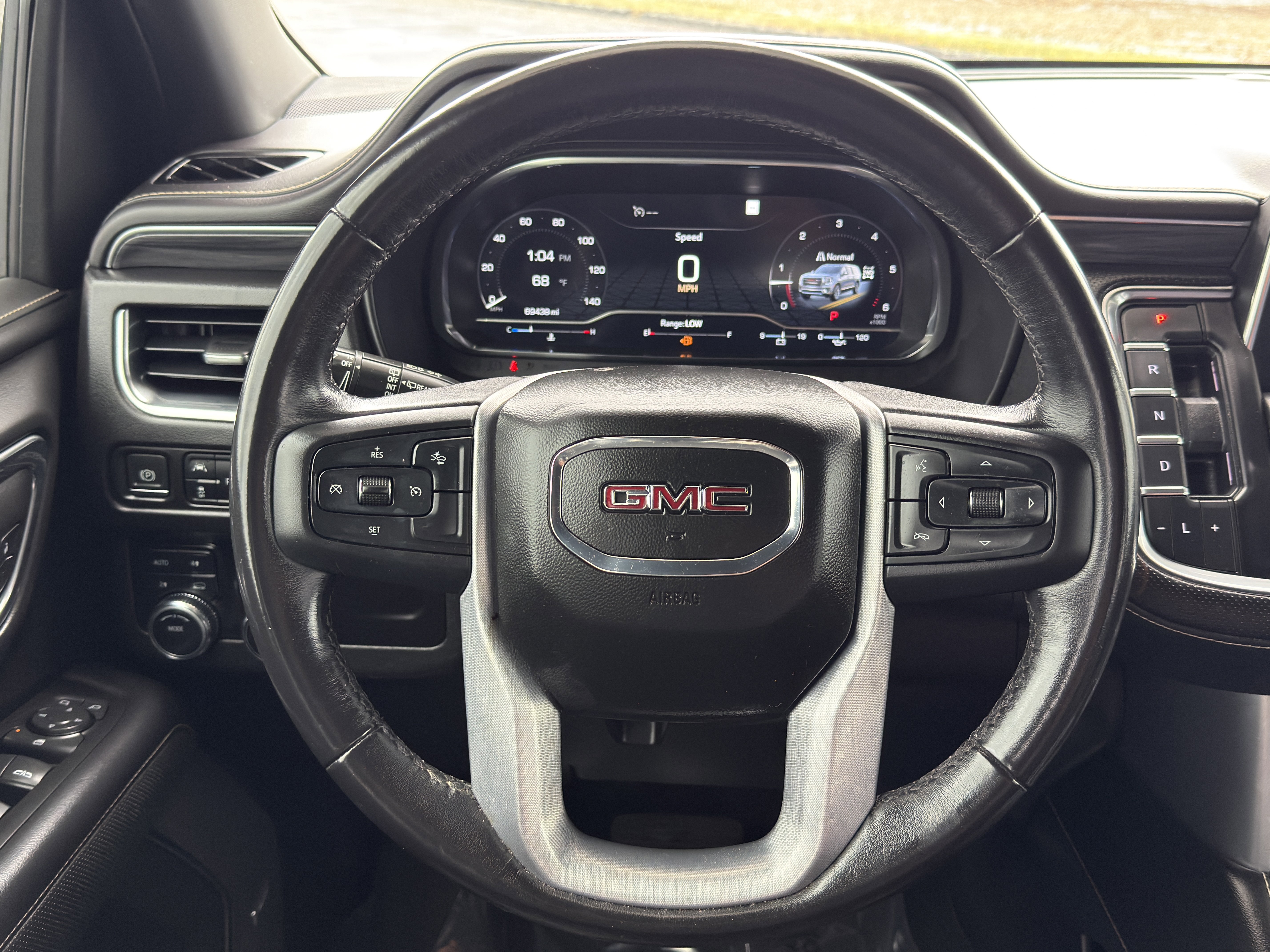 Used 2022 GMC Yukon SLT AWD/4WD image 36