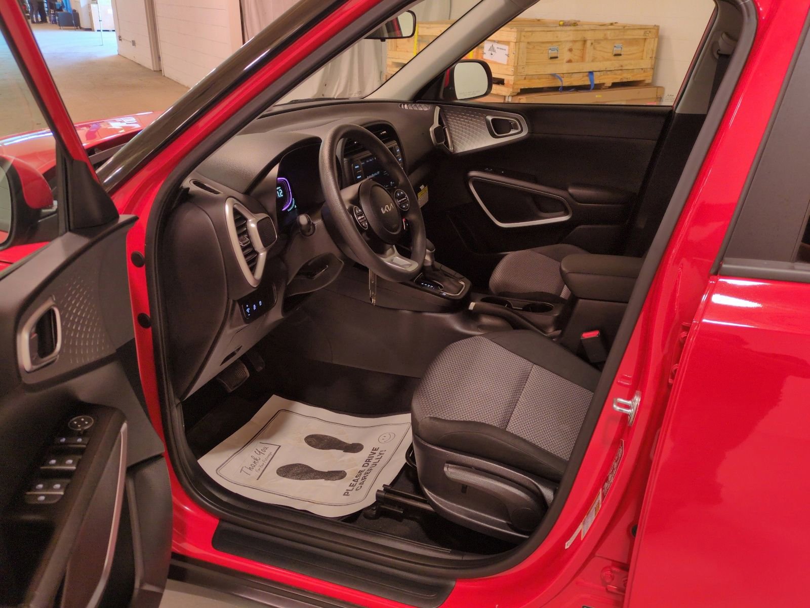 Certified 2024 Kia Soul LX FWD image 15
